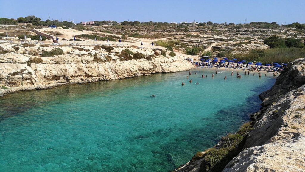 spiagge più belle: Cala Madonna ideale per lo snorkeling